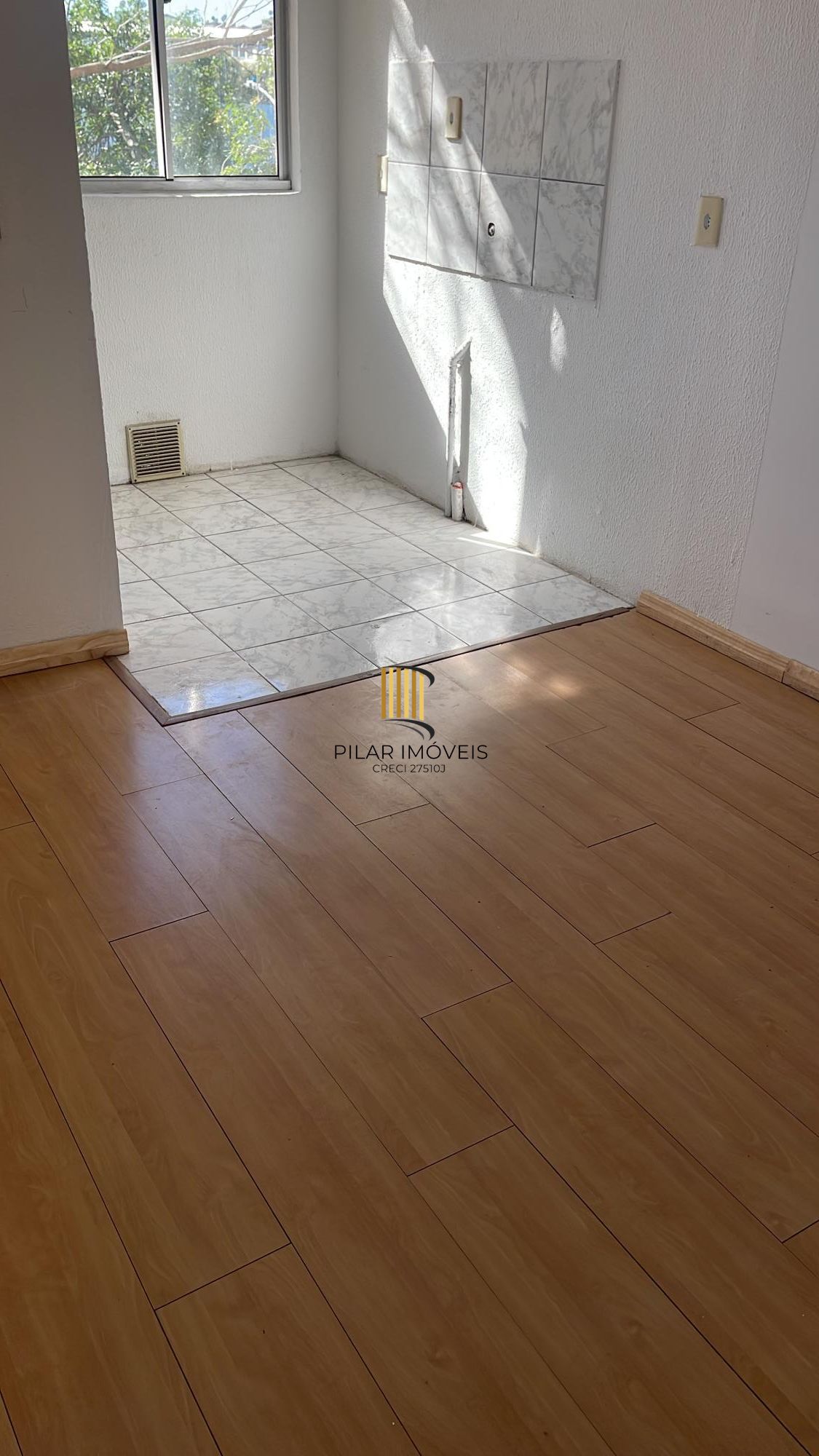 Apartamento de 2 dormitórios Terceiro andar com vaga no Jardim Leopoldina