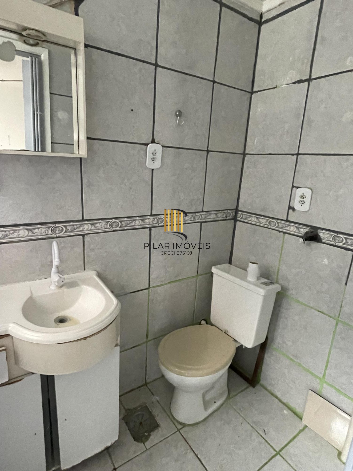 Kitnet Jk de 32m2 no Jardim Leopoldina Porto Alegre Apenas 110mil