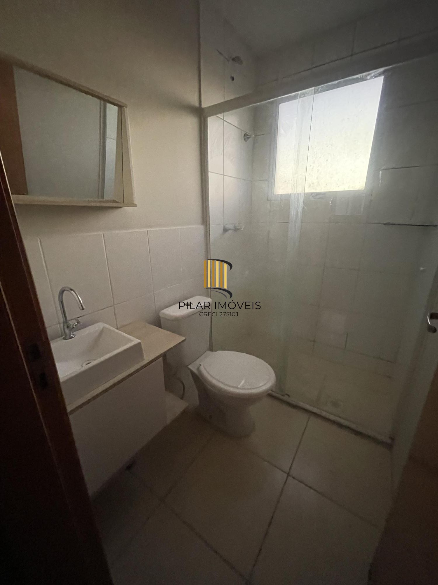 Apartamento 2 dormitórios 1 vaga no condomínio Laçador, Jardim Leopoldina