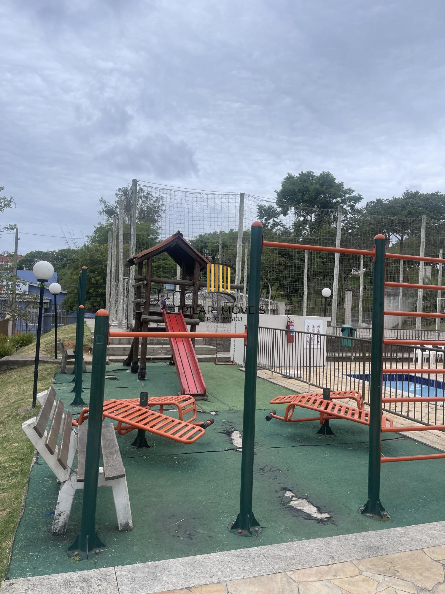 Apartamento Térreo 1 quarto em condomínio fechado com piscina e infra completa