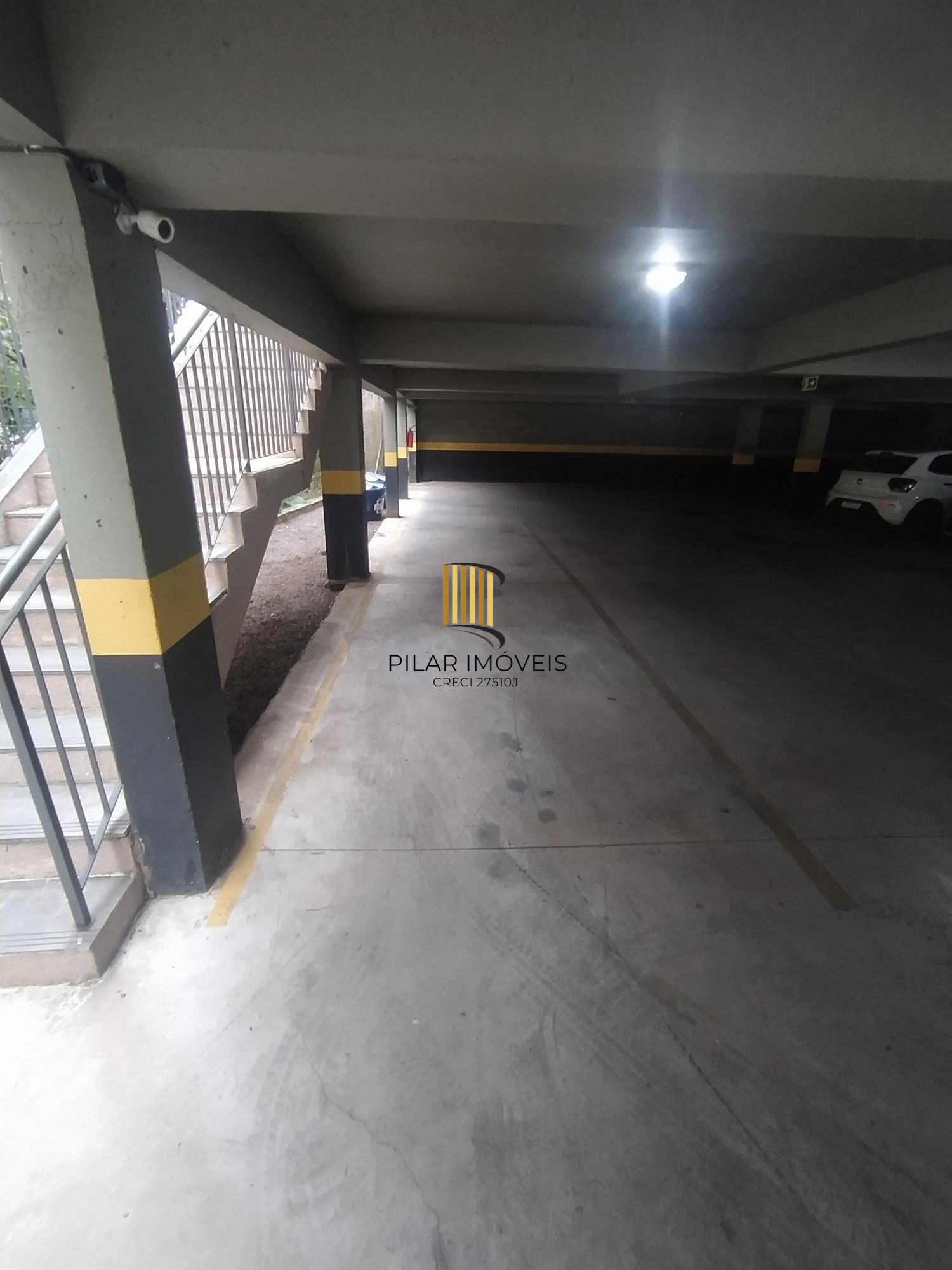 Um pedacinho do interior dentro de Porto Alegre - 2dorm com Pátio Gigante