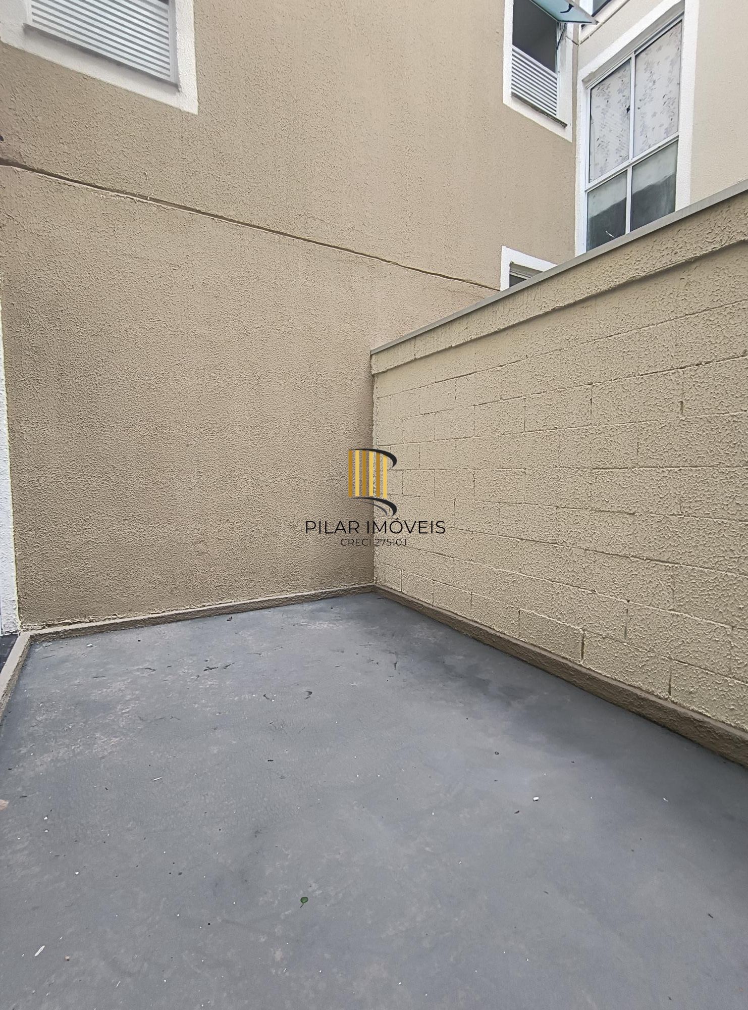 Apartmento no Porto Aurora com Patio