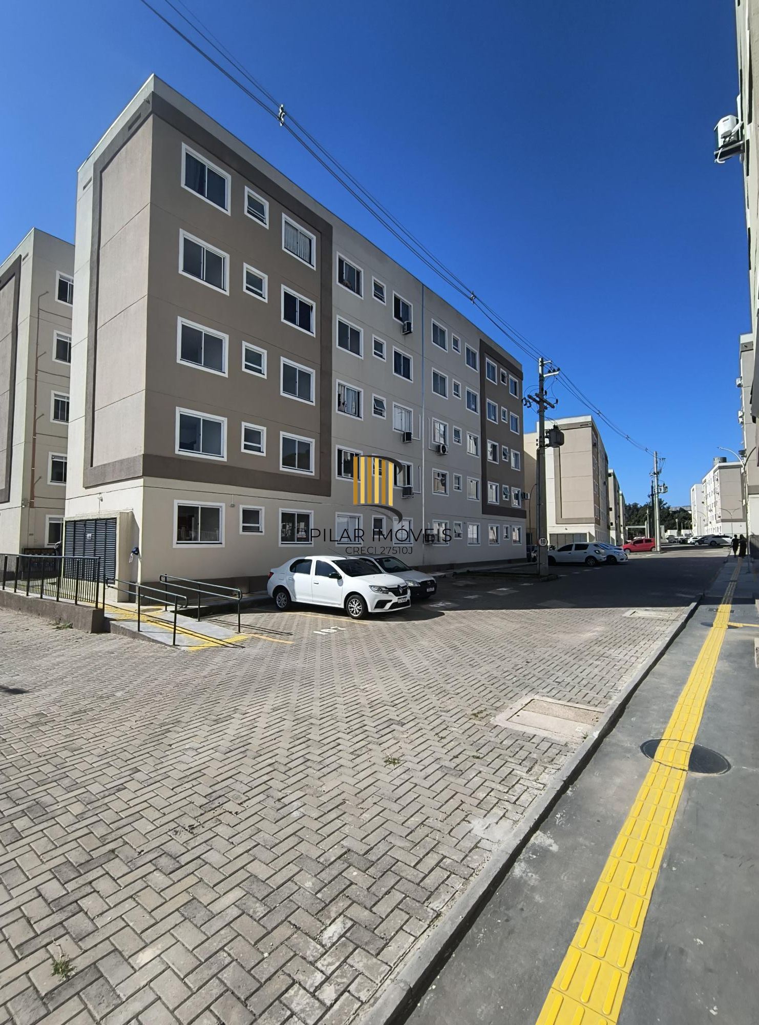 Apartmento no Porto Aurora com Patio