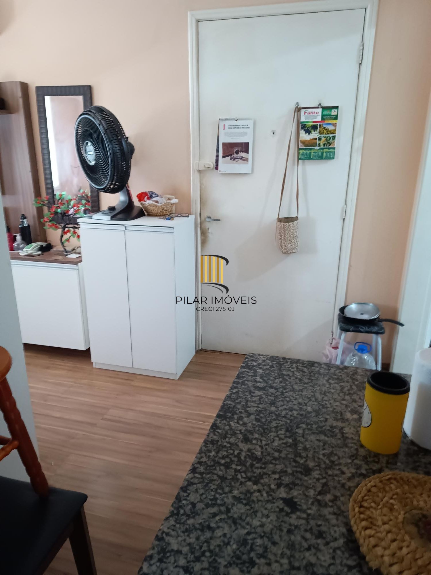 Apartamento JK à venda na Av. Protásio Alves – R$ 140.000