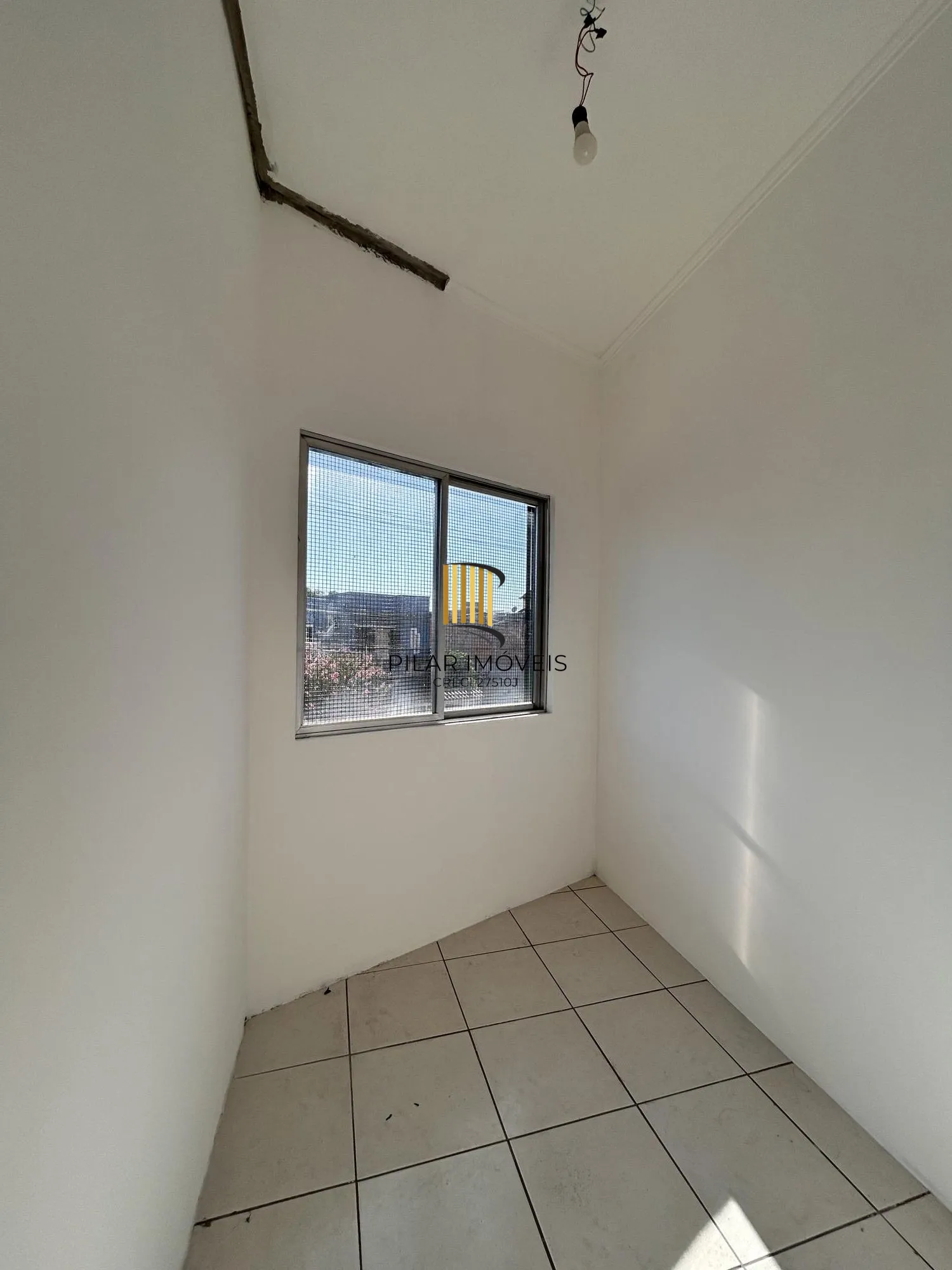 PRÉDIO COMERCIAL - 214M2 DE ÁREA PRIVATIVA - BAIRRO MATO GRANDE - CANOAS/RS
