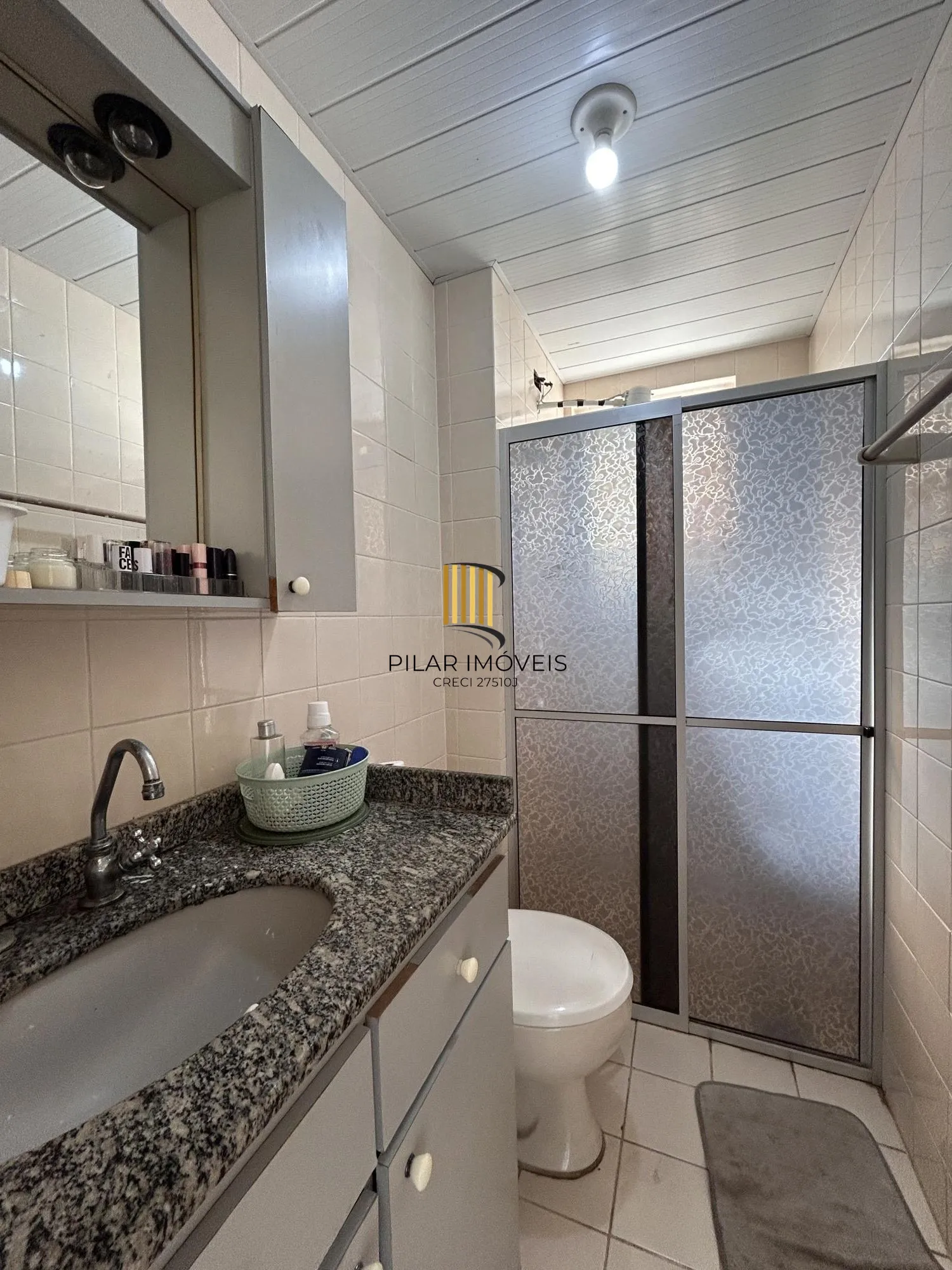 APARTAMENTO À VENDA - 2 DORMITÓRIOS - CENTRO / CANOAS - RS