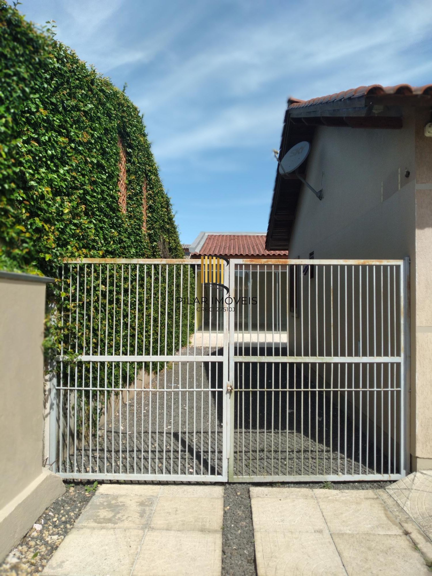 Casa pronta para morar no Jardim Algarve