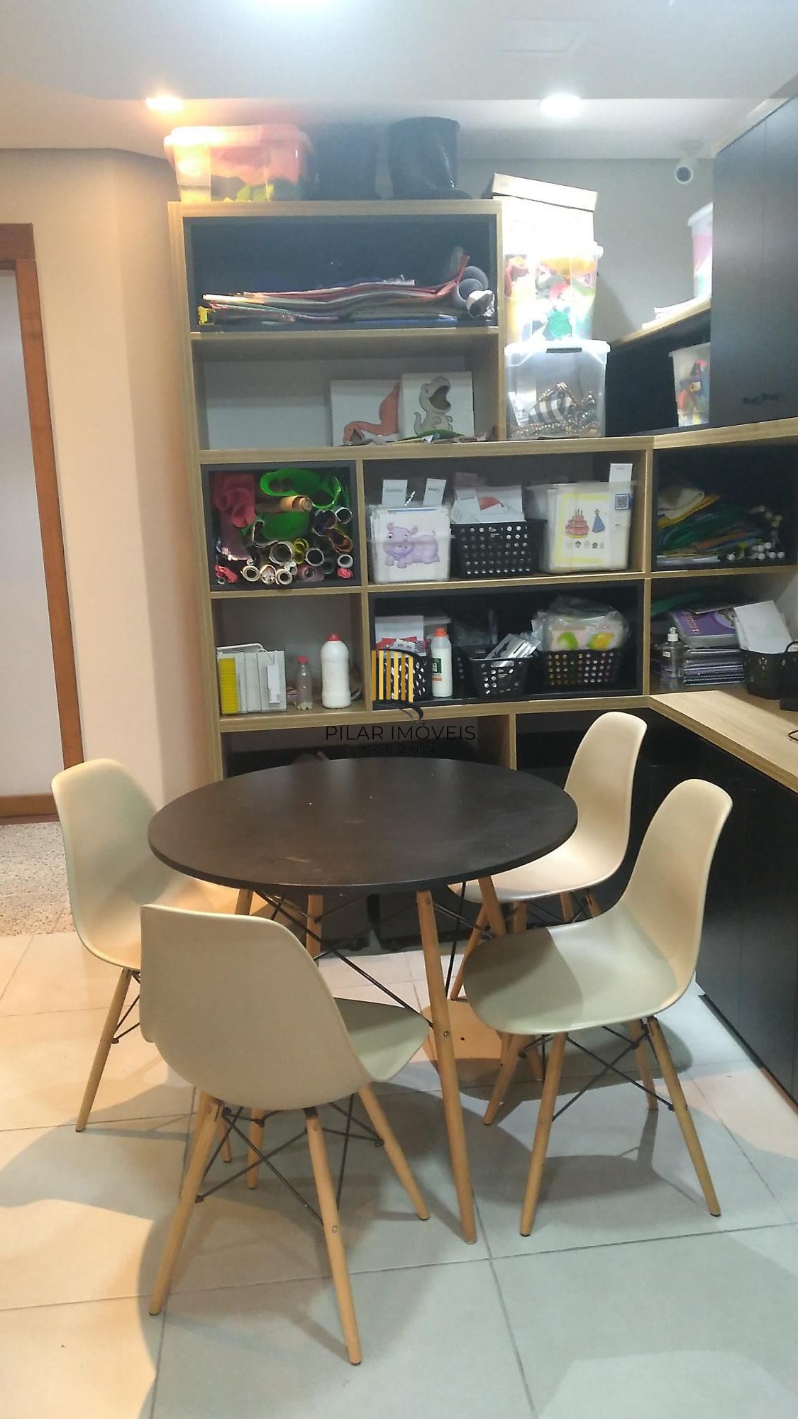 Sala Comercial semi-mobiiada Avenida Getúlio Vargas
