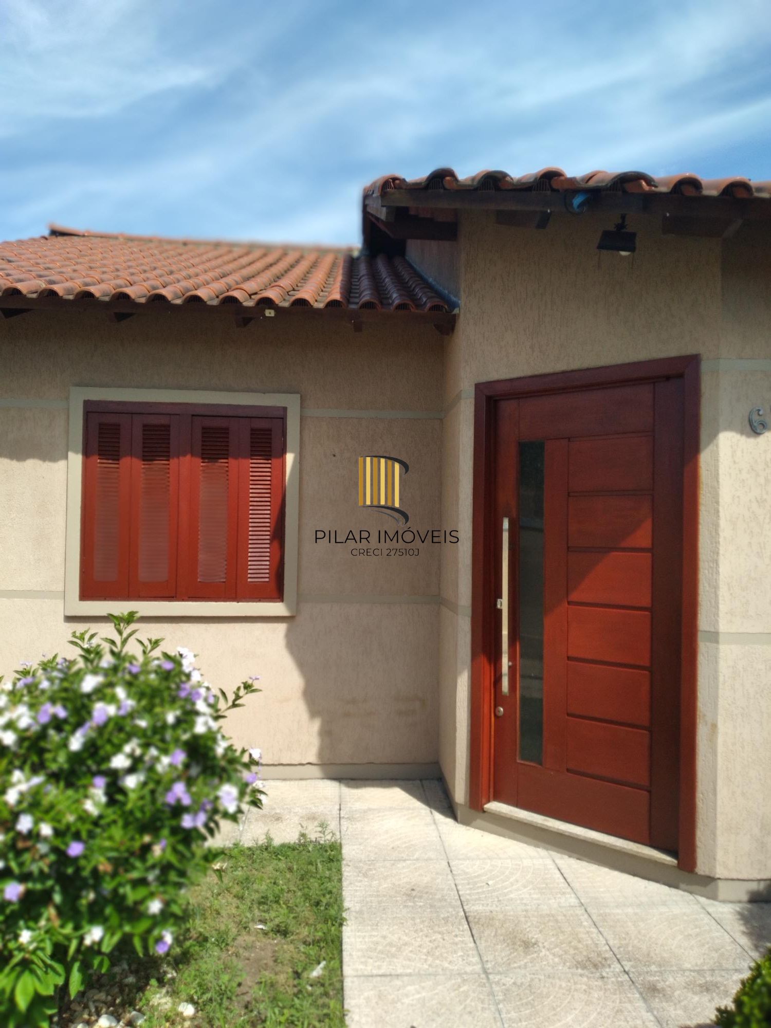 Casa pronta para morar no Jardim Algarve