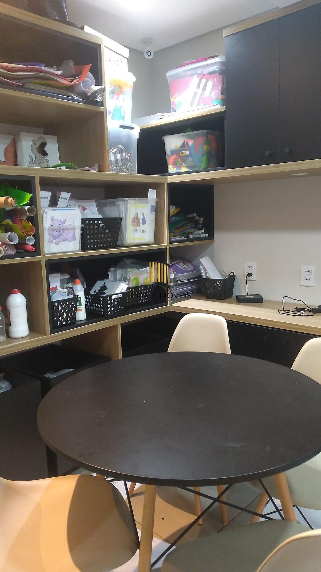 Sala Comercial semi-mobiiada Avenida Getúlio Vargas