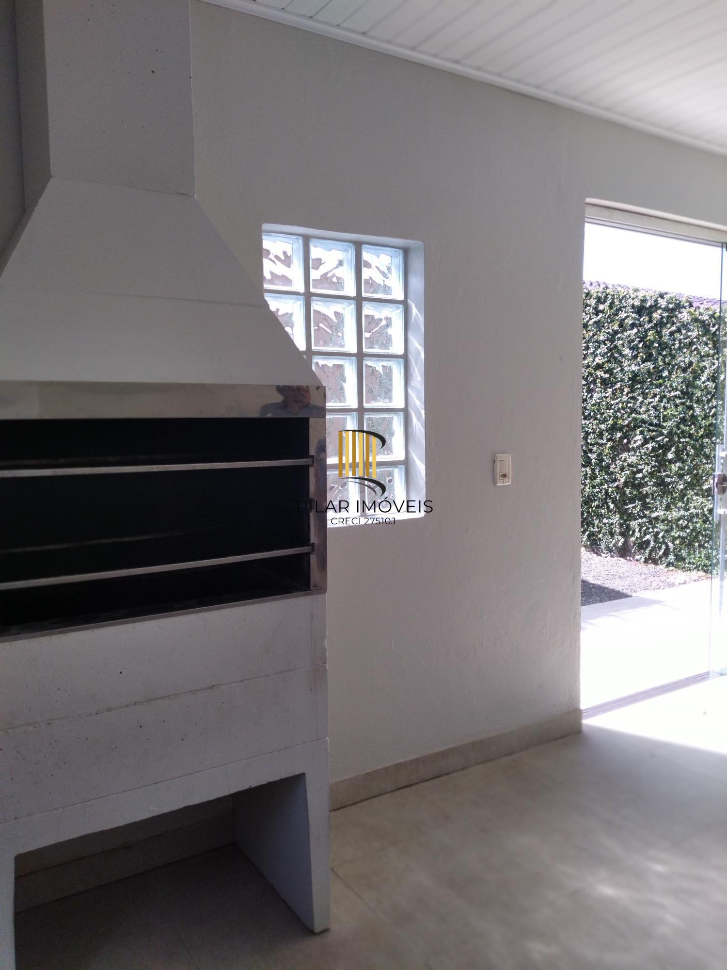 Casa pronta para morar no Jardim Algarve