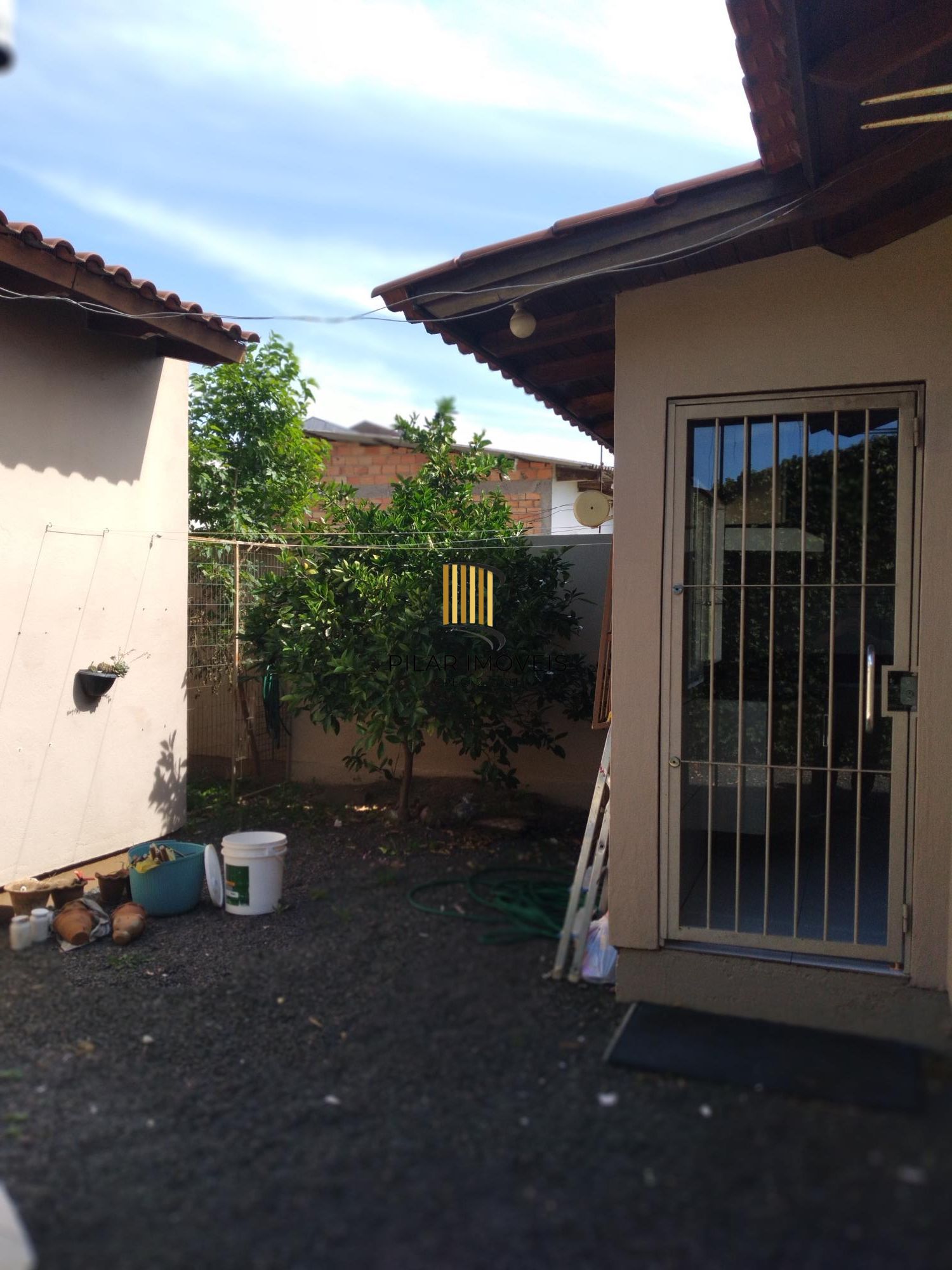 Casa pronta para morar no Jardim Algarve