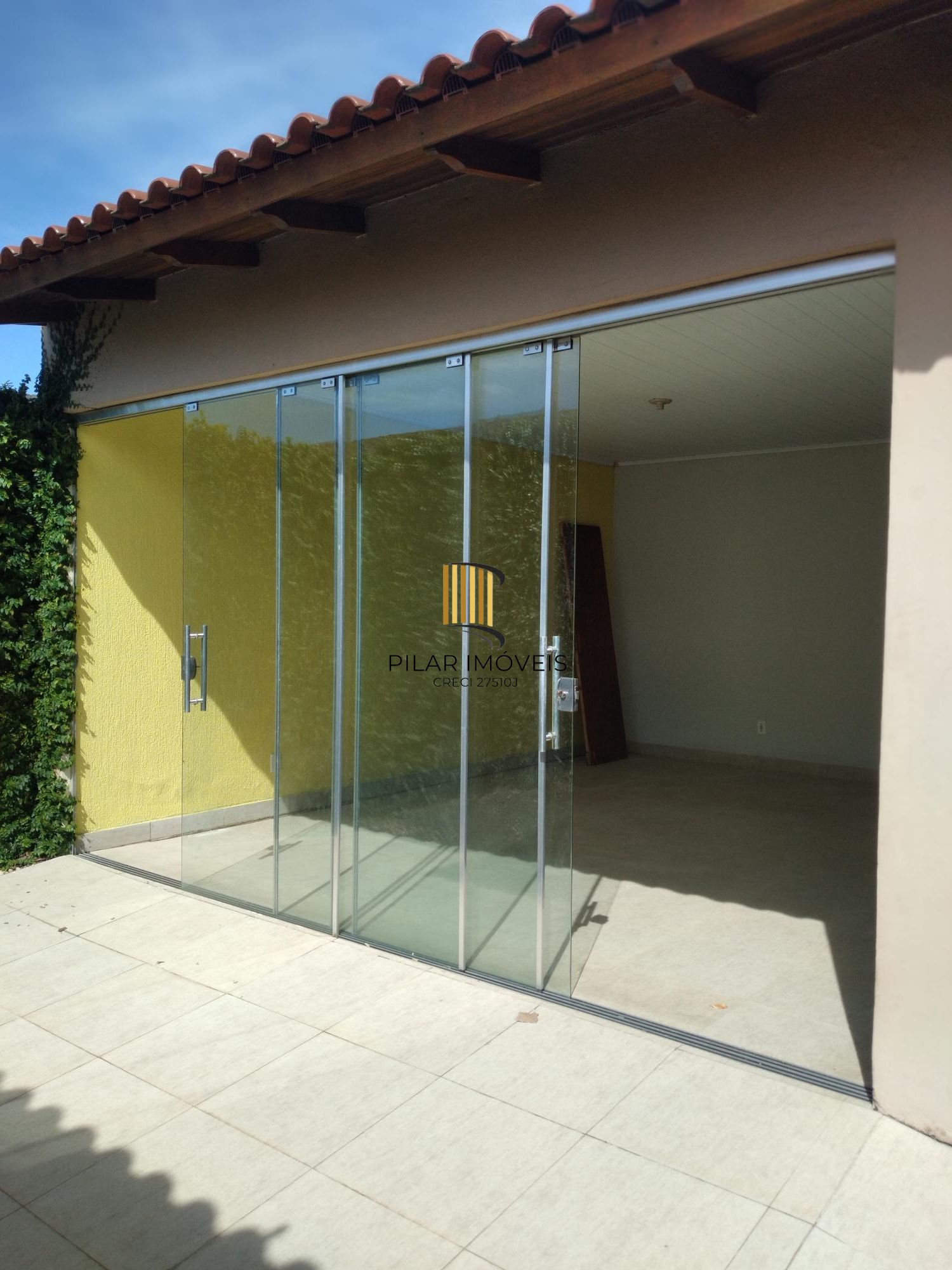 Casa pronta para morar no Jardim Algarve