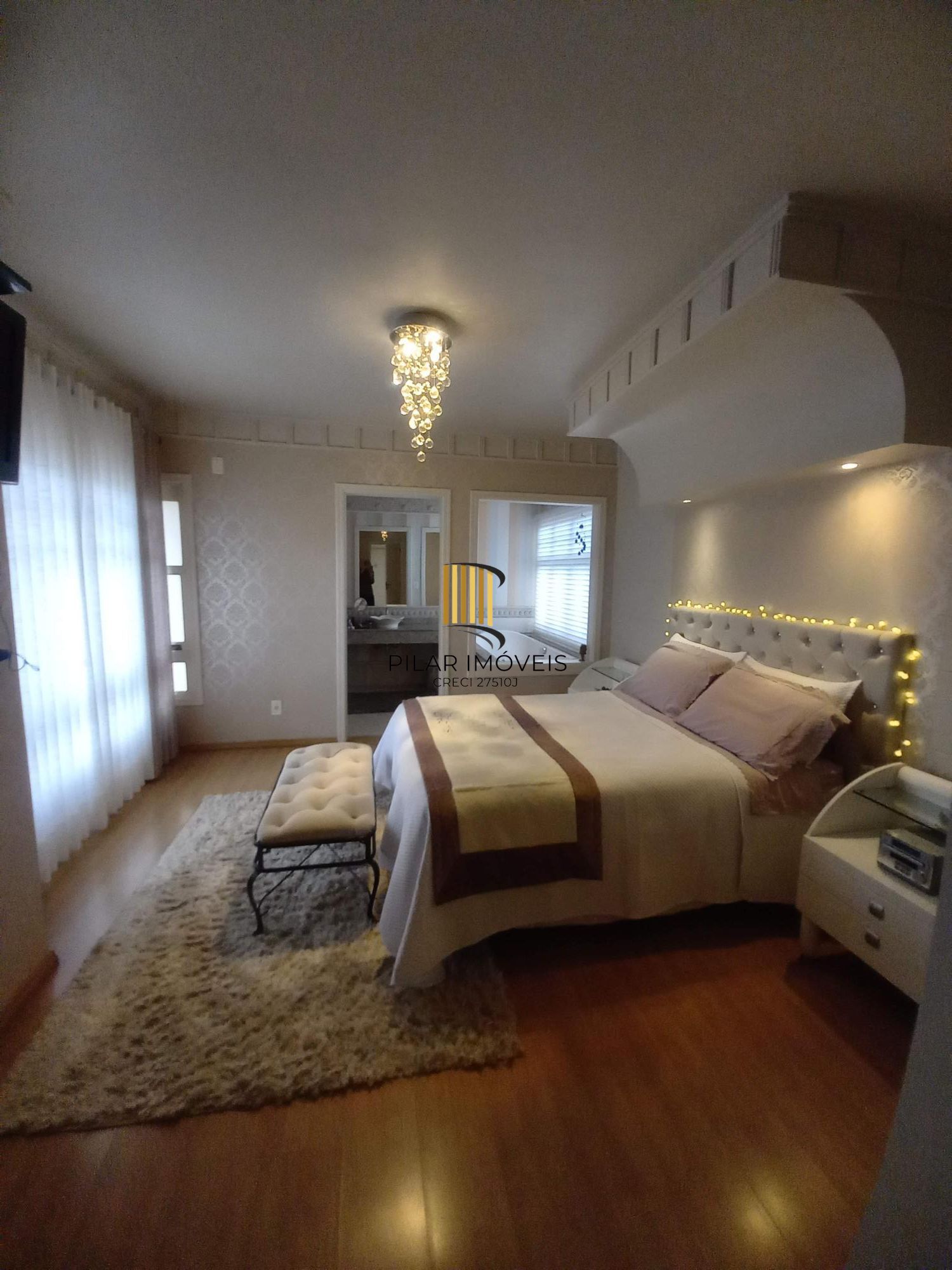 Excelente sobrado 242m²/3dormitórios/Moinhos de Vento/Canoas