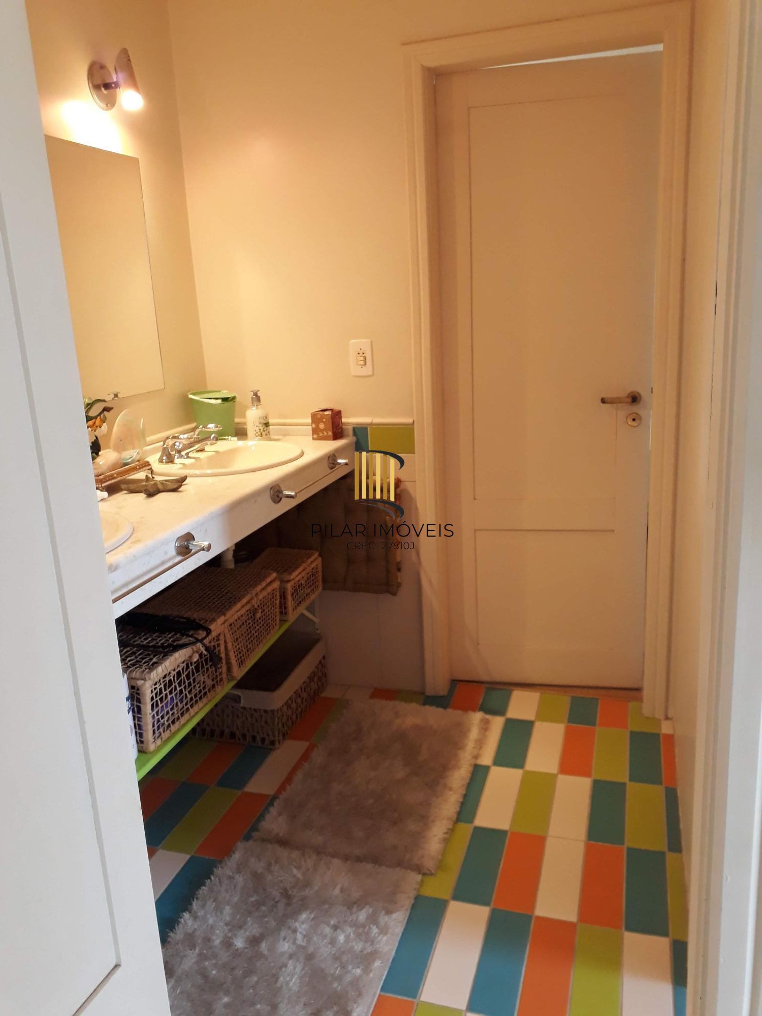 Excelente sobrado 242m²/3dormitórios/Moinhos de Vento/Canoas