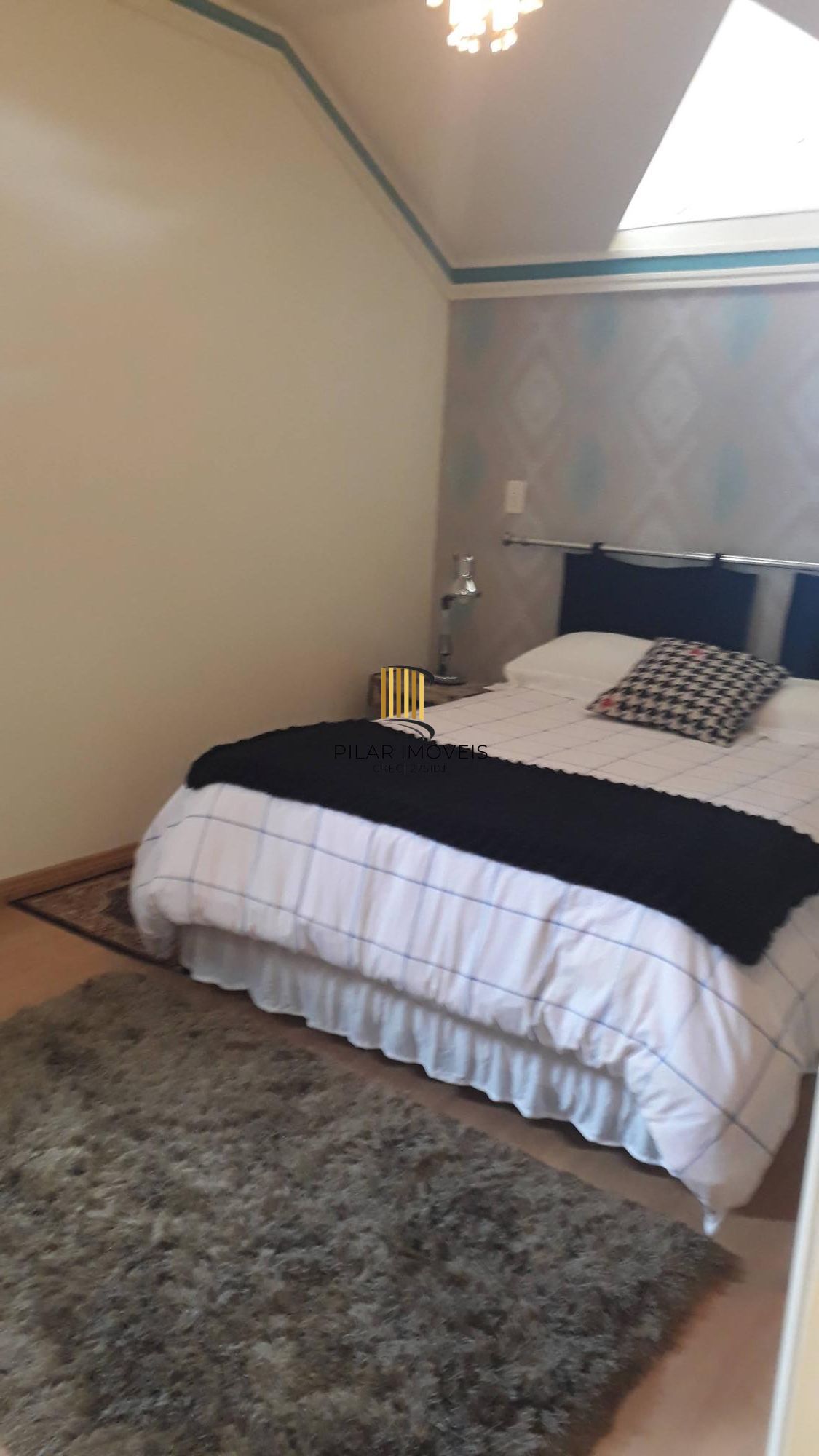 Excelente sobrado 242m²/3dormitórios/Moinhos de Vento/Canoas