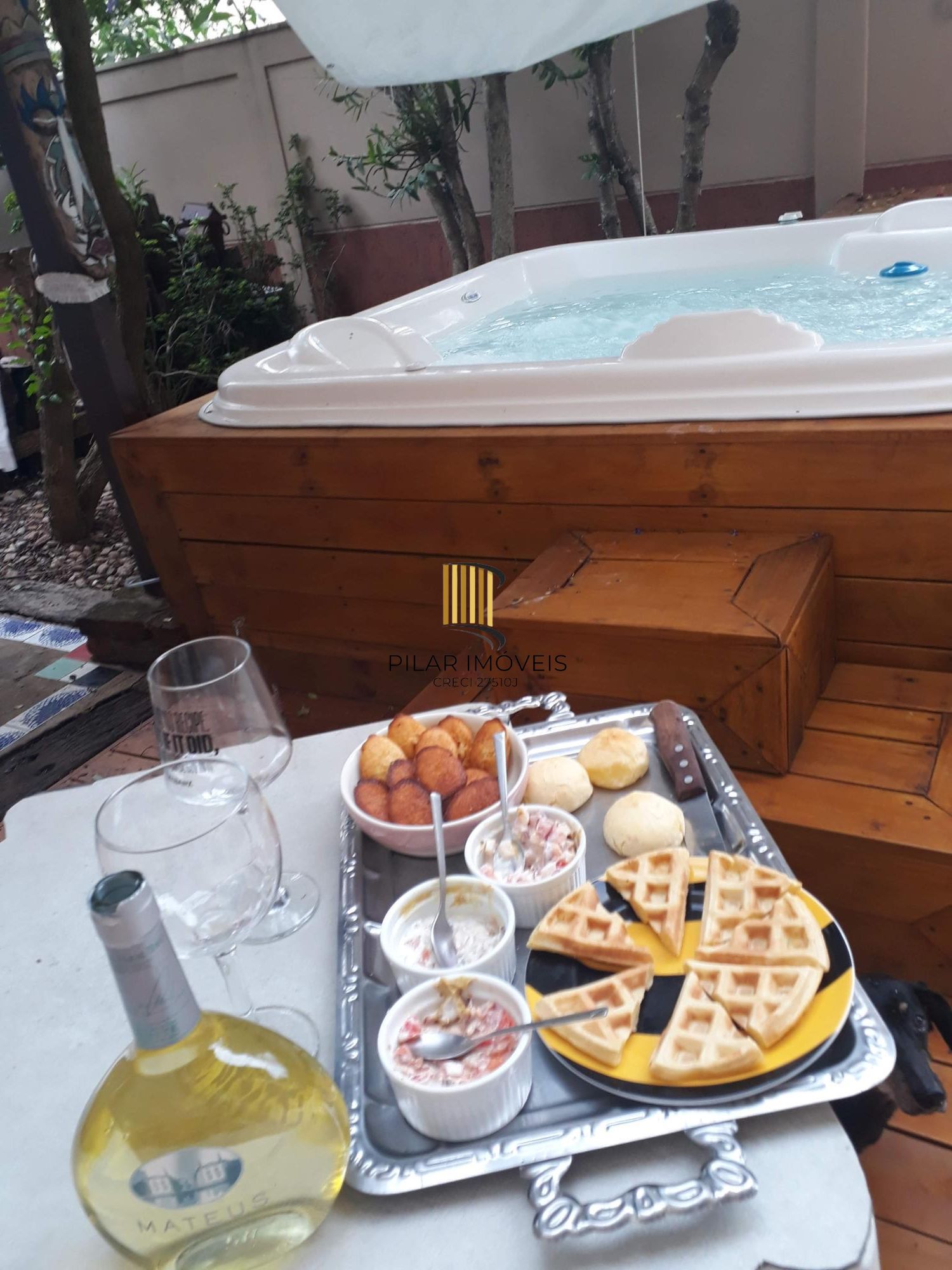 Excelente sobrado 242m²/3dormitórios/Moinhos de Vento/Canoas