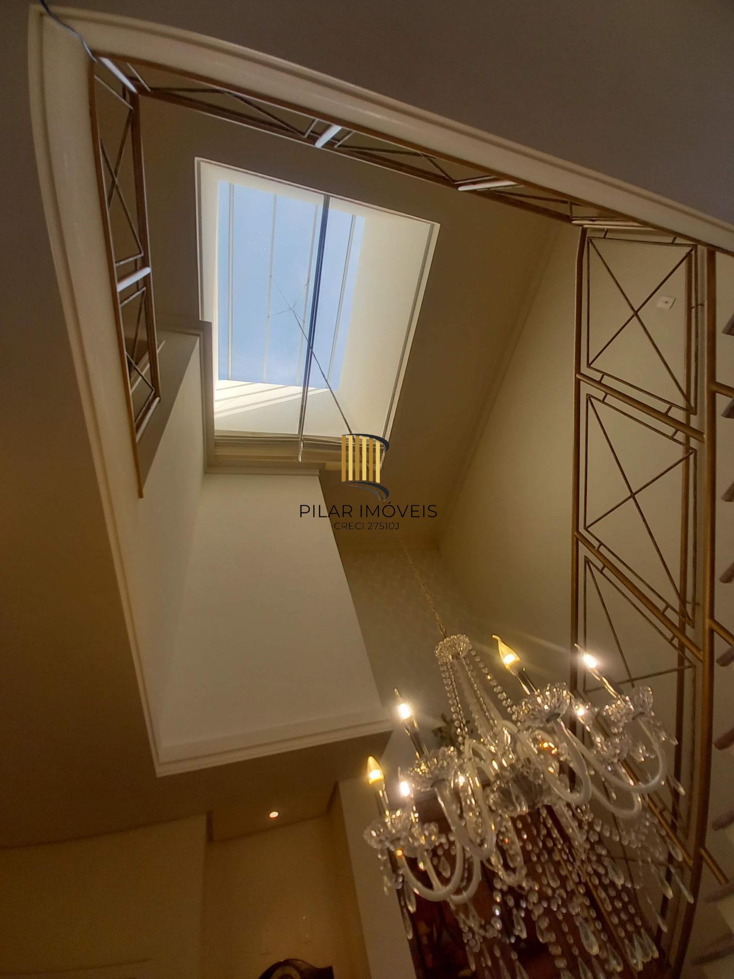 Excelente sobrado 242m²/3dormitórios/Moinhos de Vento/Canoas