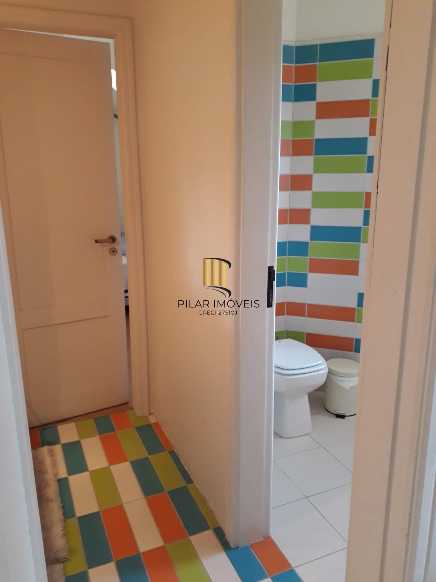 Excelente sobrado 242m²/3dormitórios/Moinhos de Vento/Canoas