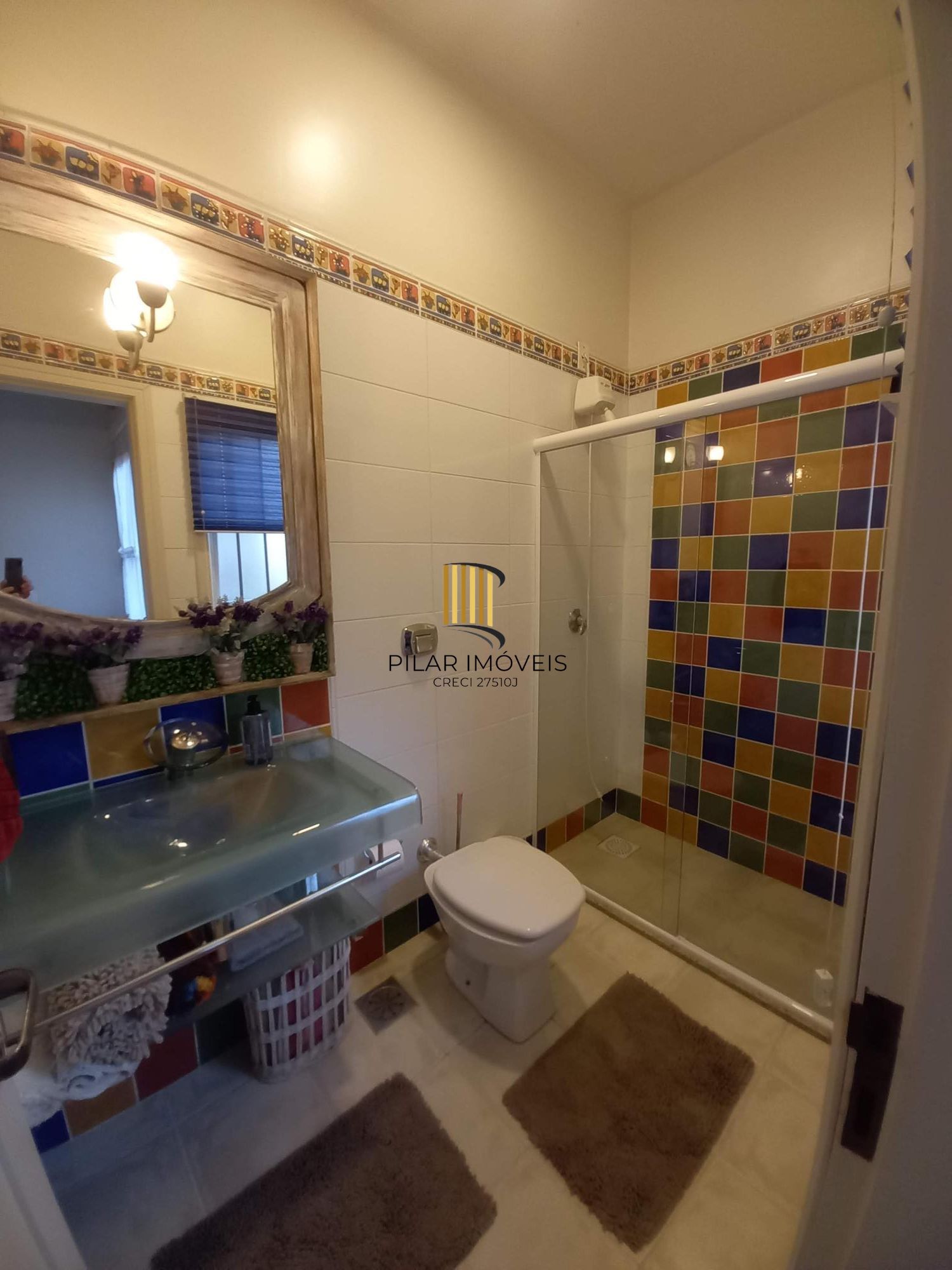 Excelente sobrado 242m²/3dormitórios/Moinhos de Vento/Canoas