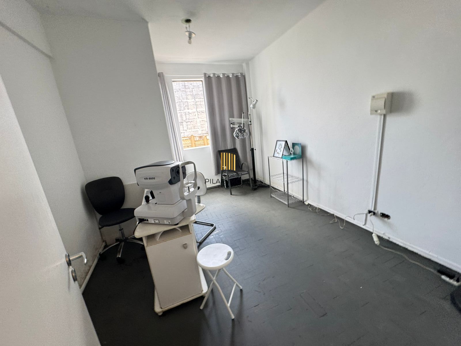 Consultório Vista para o Guaíba, 2 Ambientes e Banheiro - Galeria do Rosário