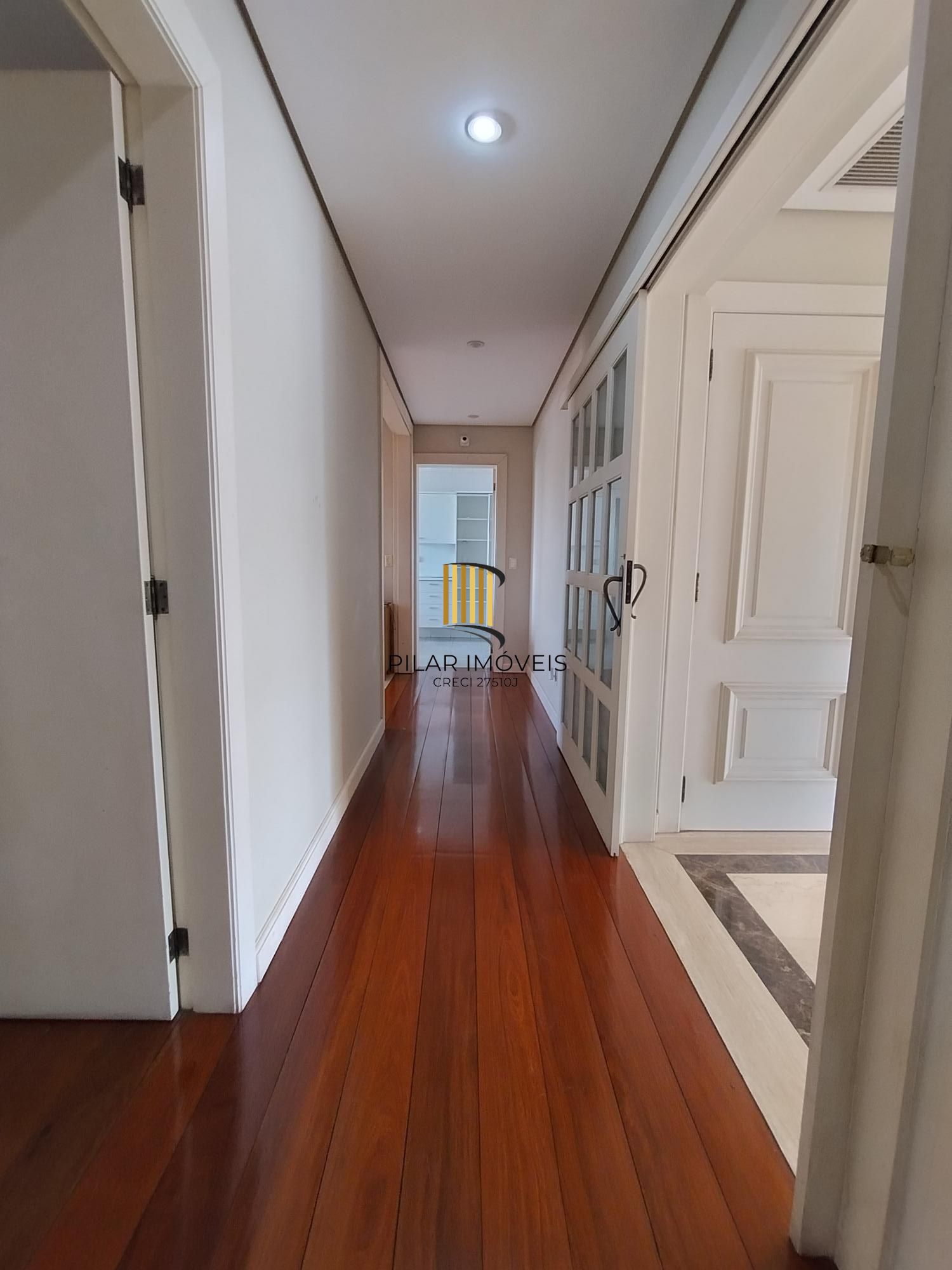 Apartamento de Alto Padrão no Bairro Petrópolis