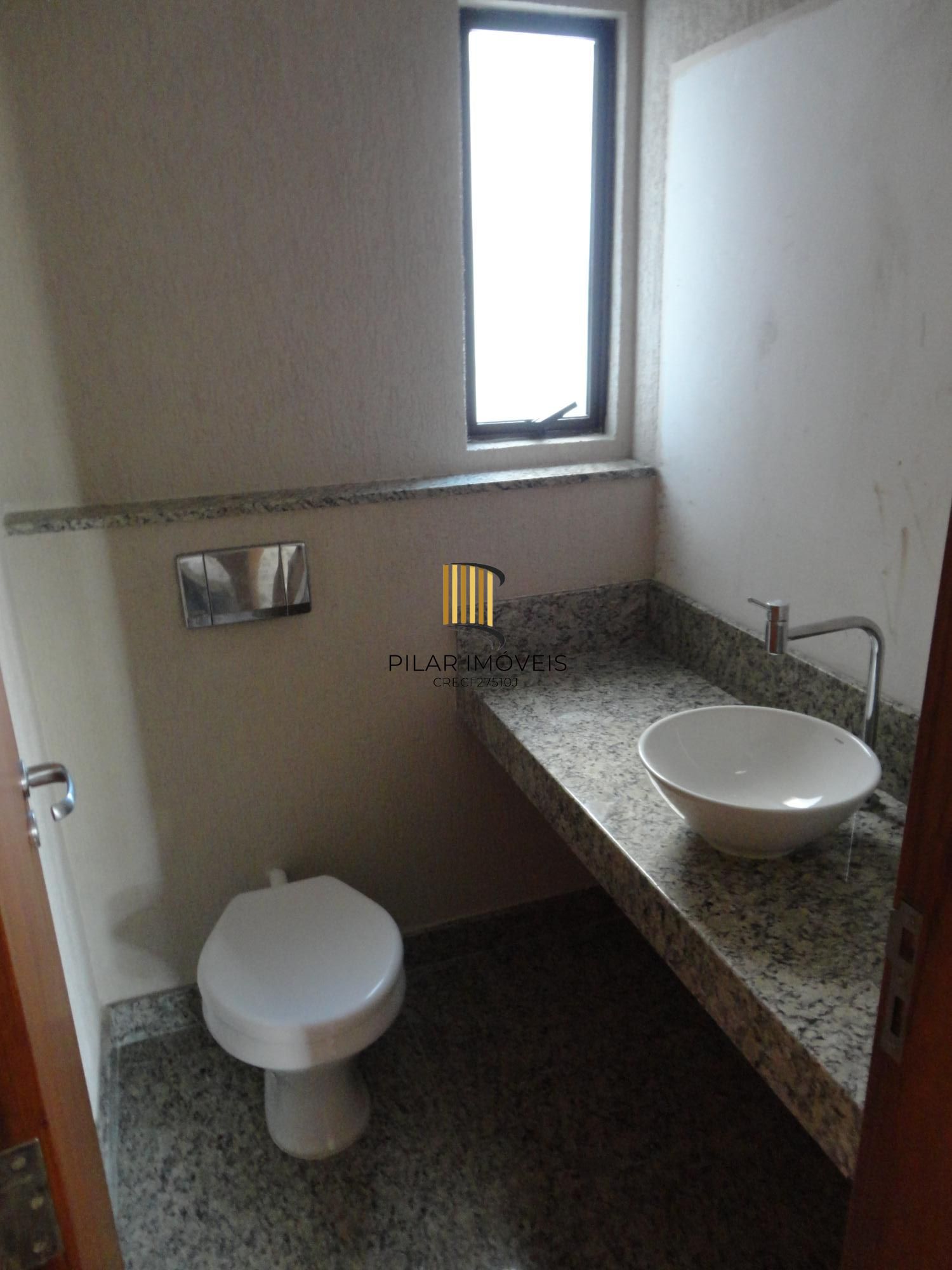 Apartamento 3 dormitórios no bairro Sarandi