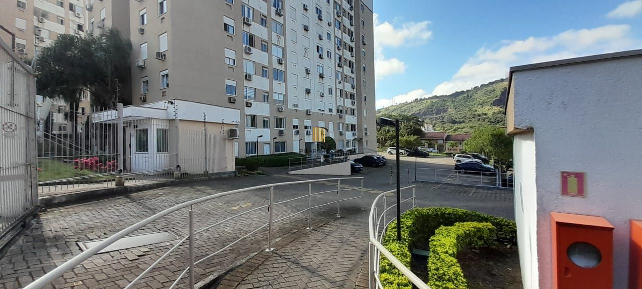 Apartamento de 2 quartos, suíte e 1 vaga de garagem no bairro Jardim Carvalho