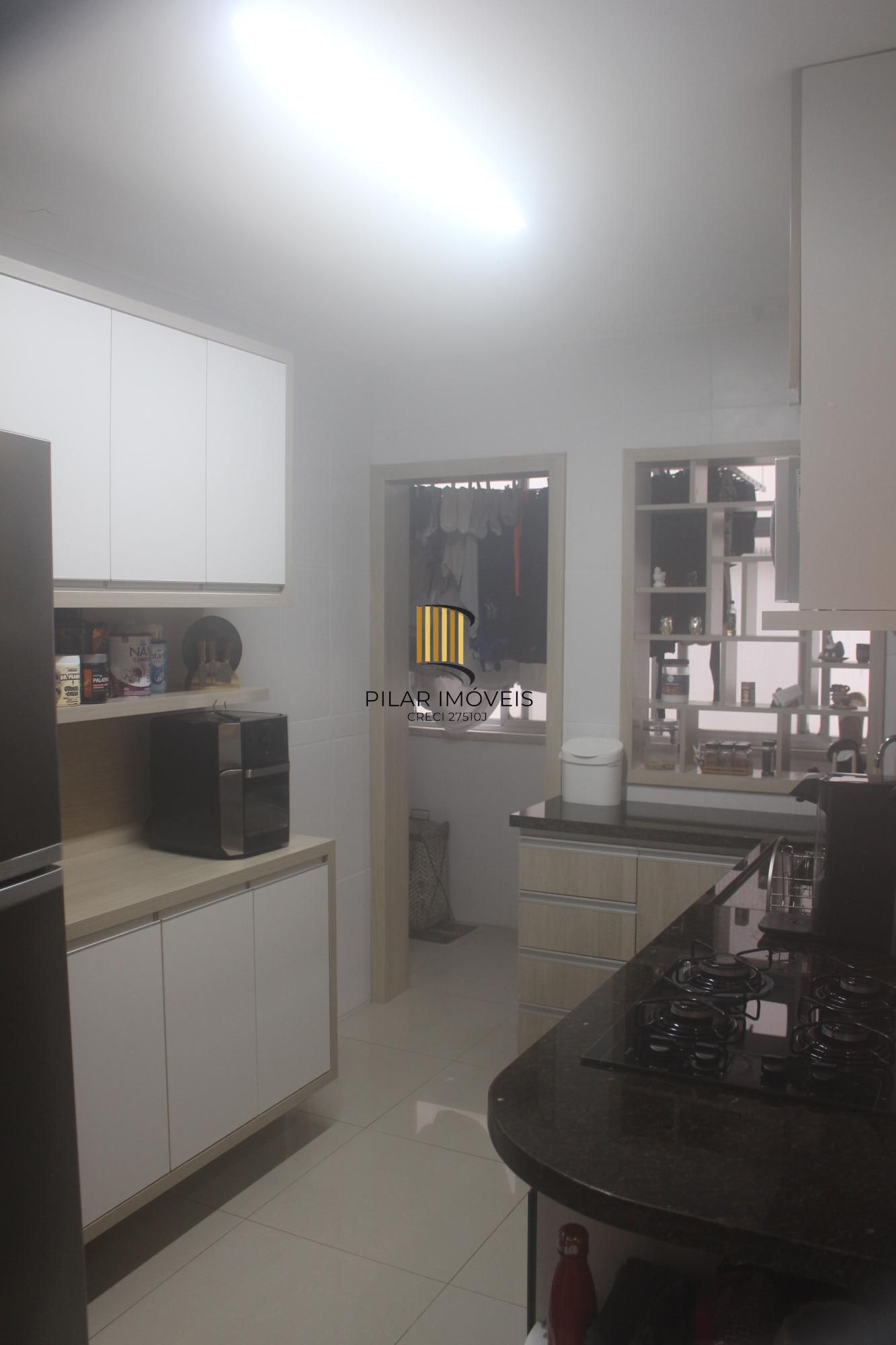 Apto 2 dormitórios semi-mobiliado próximo ao Iguatemi