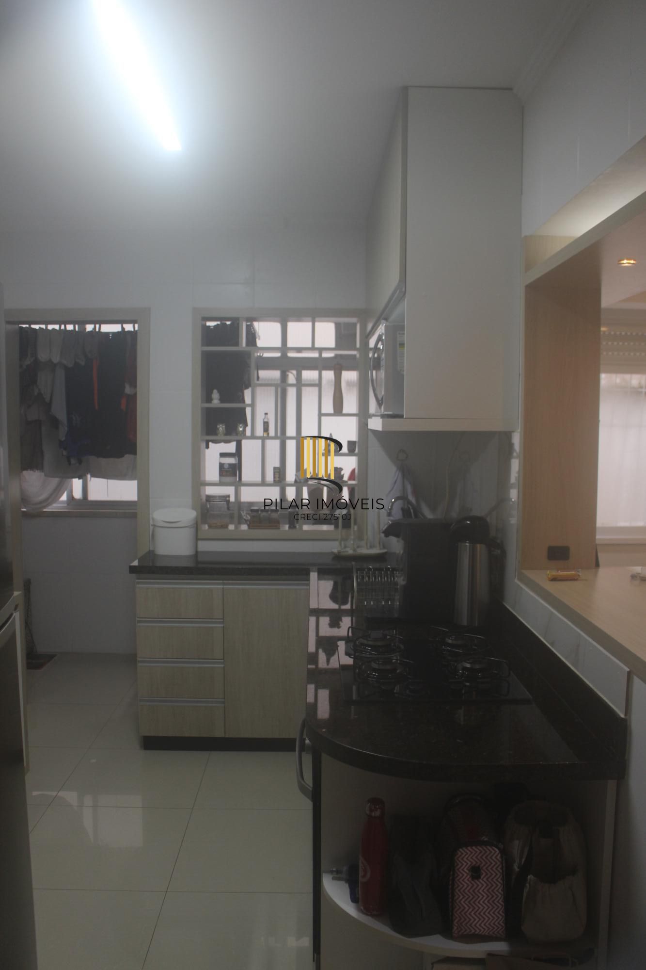 Apto 2 dormitórios semi-mobiliado próximo ao Iguatemi