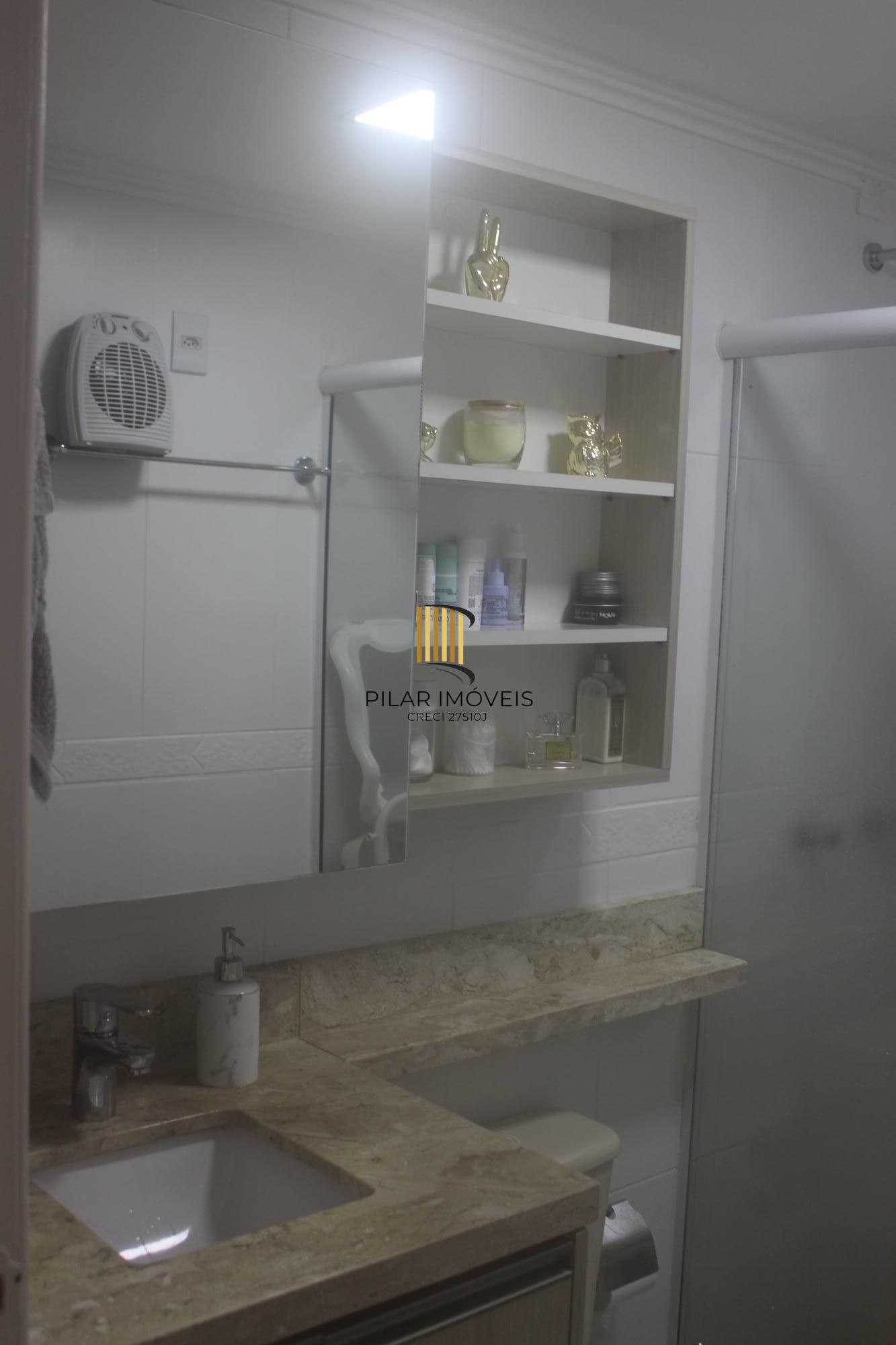 Apto 2 dormitórios semi-mobiliado próximo ao Iguatemi
