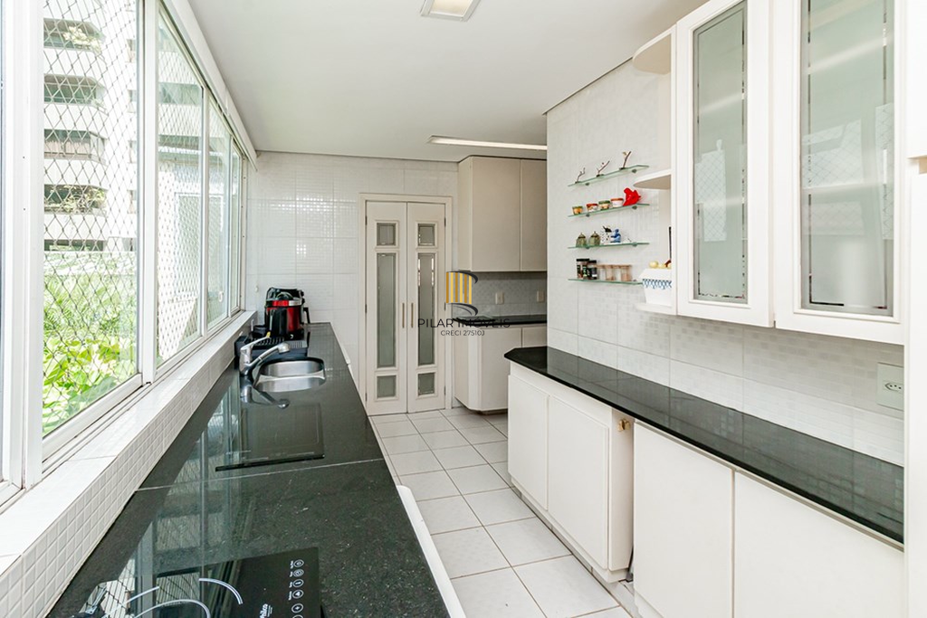 Apartamento 3 dormitórios no bairro Mont Serrat