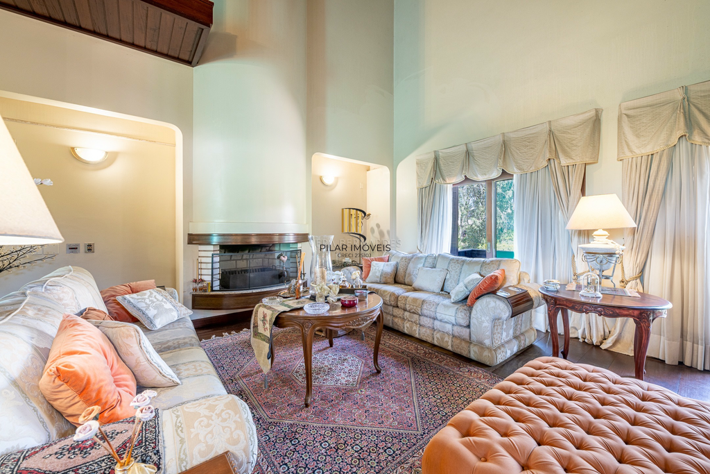 Casa de Condomínio 3 dormitórios no bairro Cavalhada