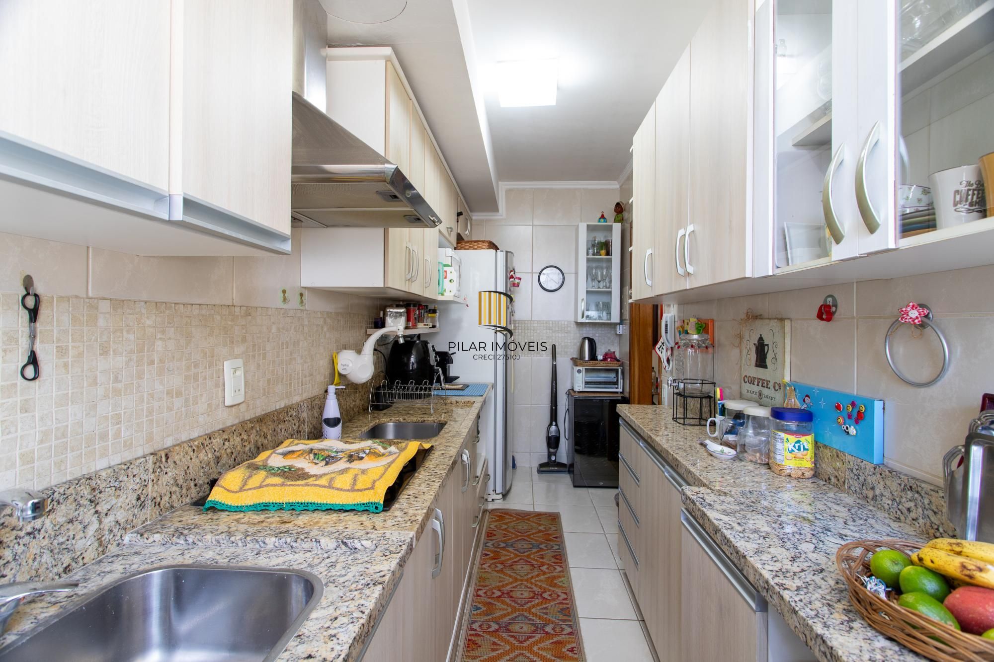 Excelente Apartamento 2 Dormitórios na Av. Wenceslau Escobar