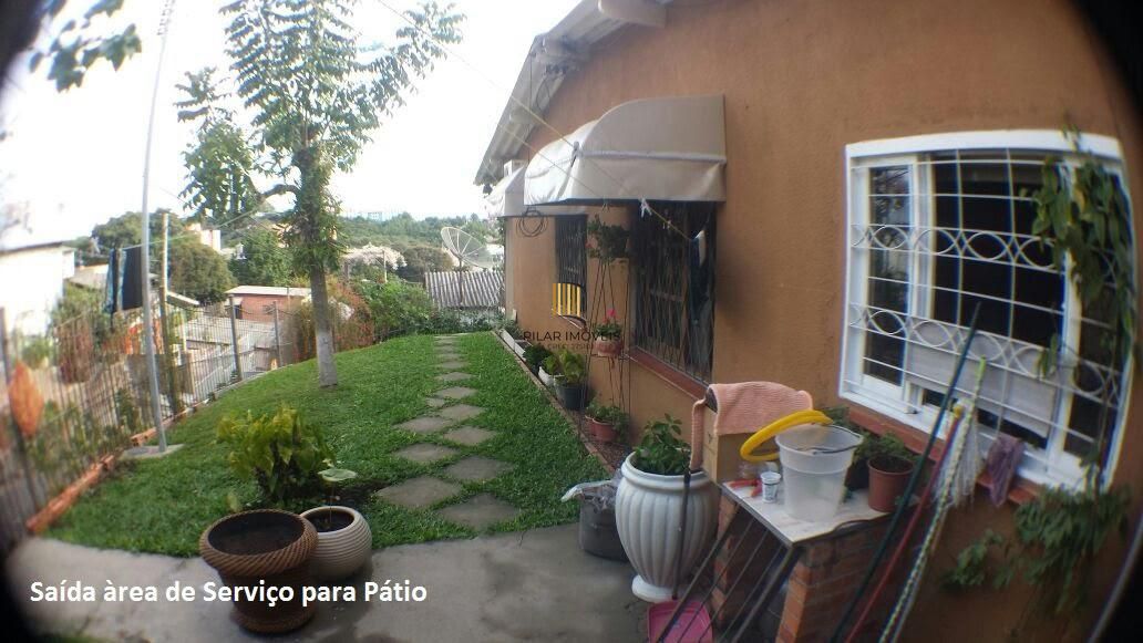 Ótima casa 3 dormitórios sendo 1 suíte e Salão de Festas