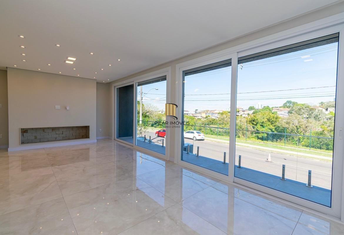 Casa de Condomínio com 3 suítes para comprar no Centro de Gravataí