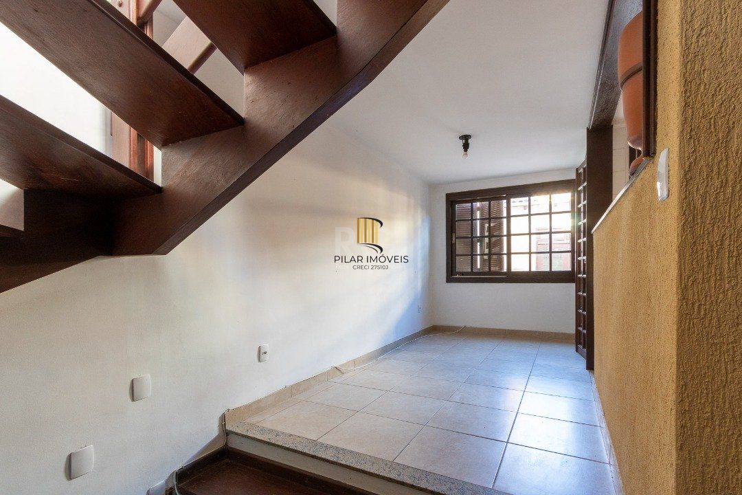 Casa para Venda - 280m², 3 dormitórios, sendo 1 suites, 2 vagas - Espirito Santo