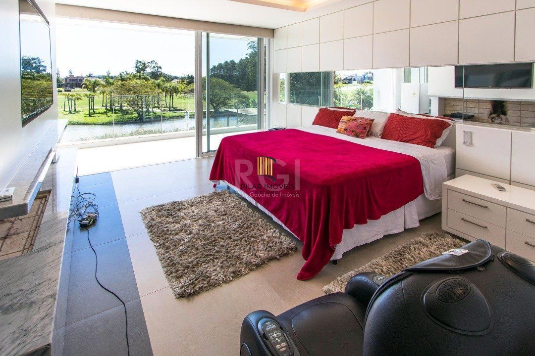 Casa Condominio para Venda - 707.4m², 6 dormitórios, sendo 6 suites, 4 vagas - Terra Ville