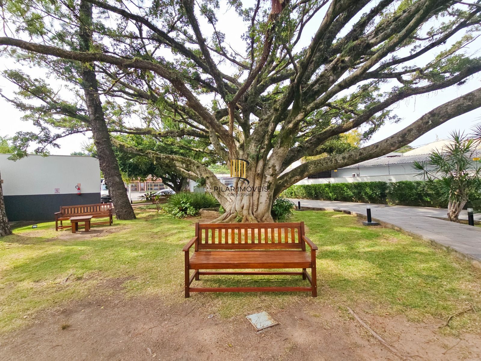 Apartamento no Condomínio Live It, 2 dormitórios, suíte, churrasqueira, vaga coberta.