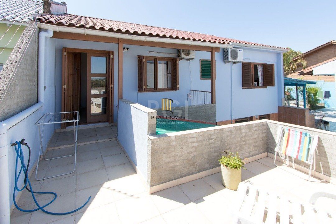 Casa para Venda - 211m², 3 dormitórios, 3 vagas - Vila Nova