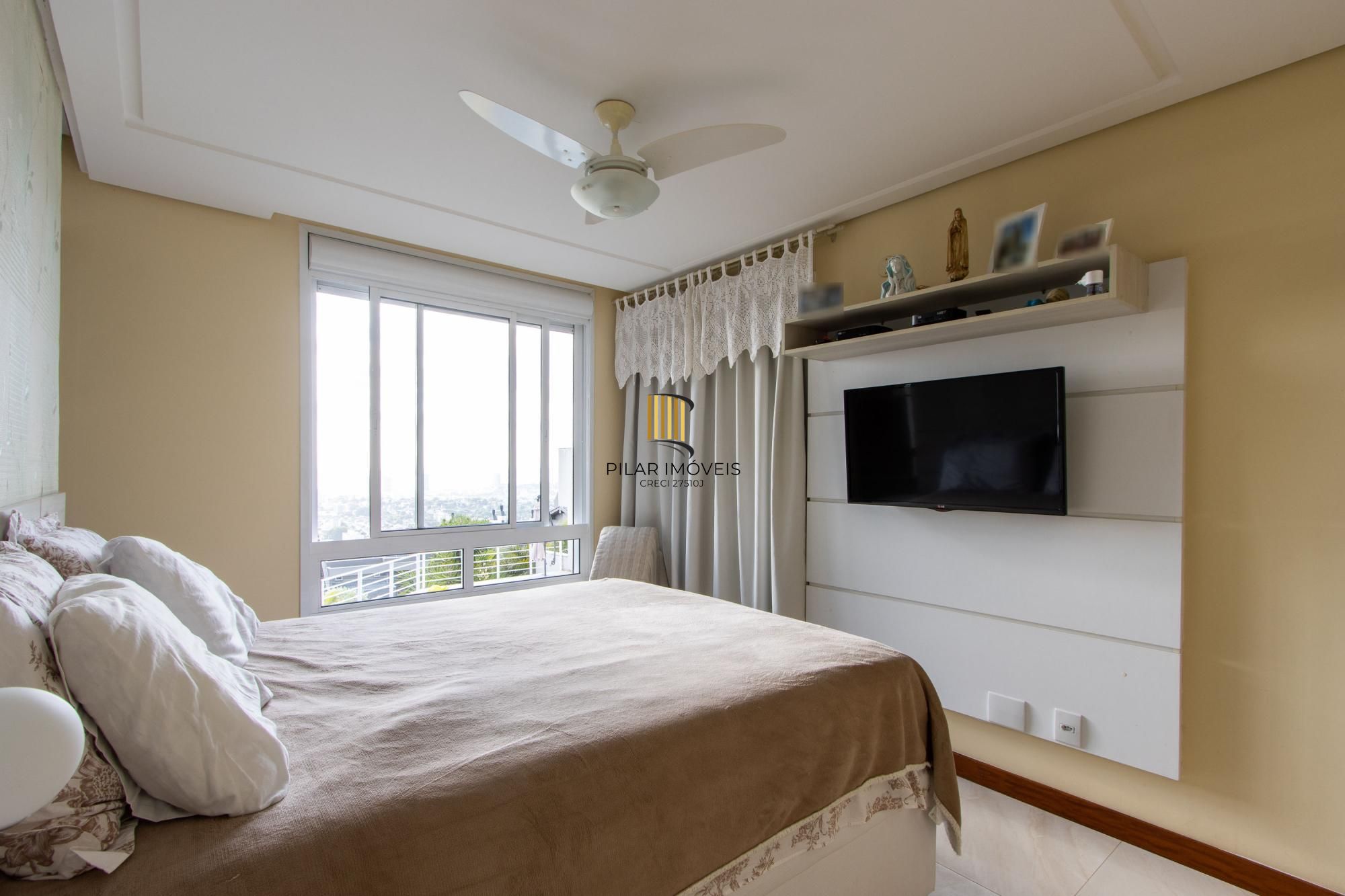 Casa 4 dormitórios com elevador