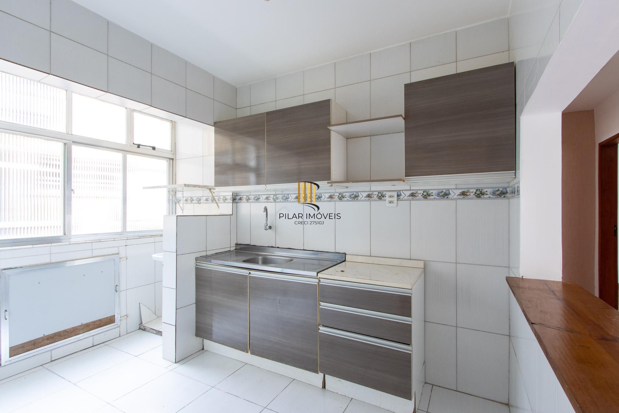 Apartamento com 2 dormitórios por 200.000,00