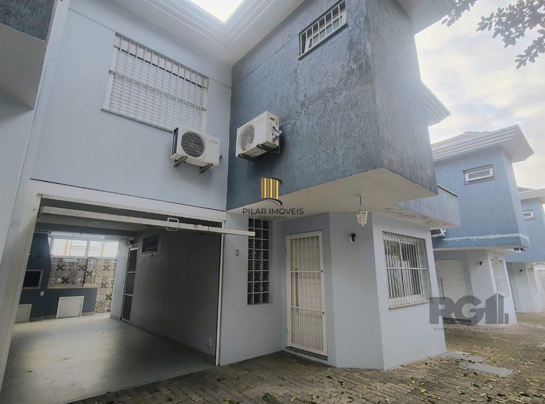 Casa de Condomínio 3 dormitórios no bairro Tristeza