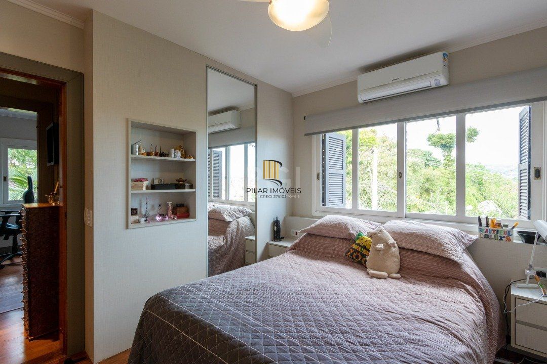 Cobertura para Venda - 234.17m², 3 dormitórios, sendo 1 suites, 2 vagas - Cristal