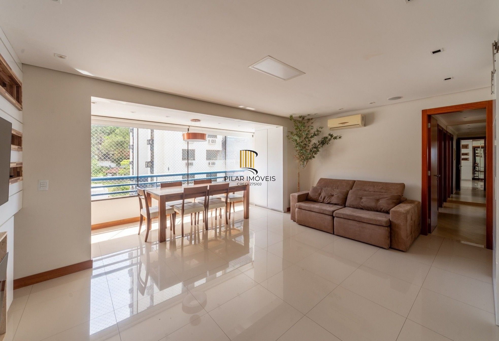 Apartamento Edifício Terrazas Mirador, 98,56m², 03 dormitórios, 01 suíte e 01 vagas.