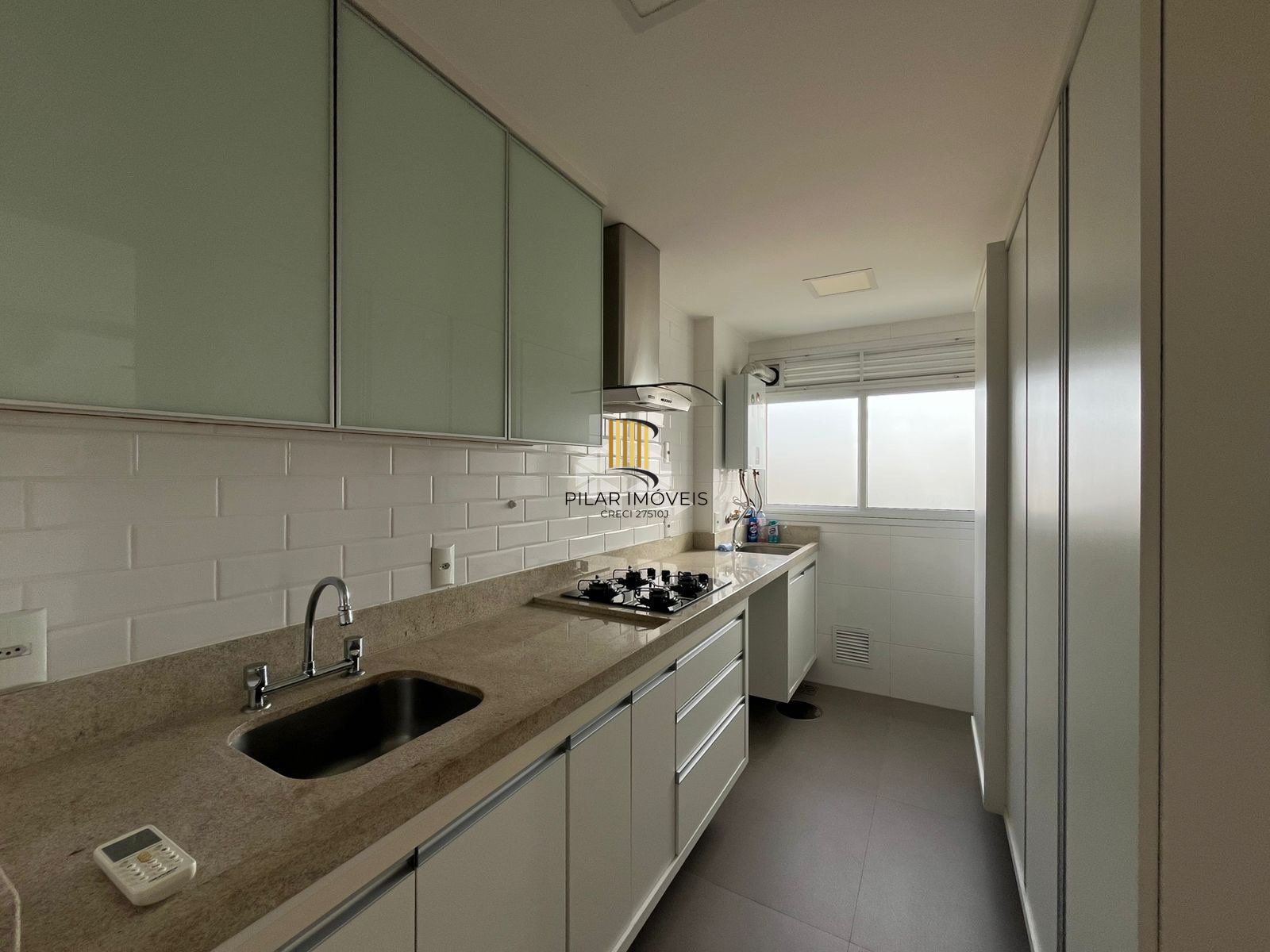 Apartamento Impecável no Petrópolis - 2 D (1 Suíte)
