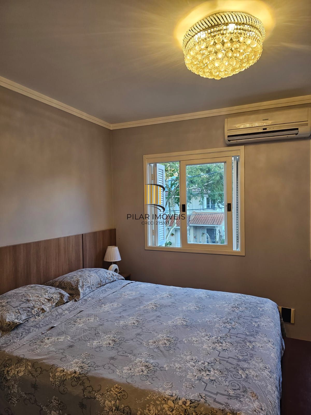 Casa 3 dormitórios no bairro Vila Nova