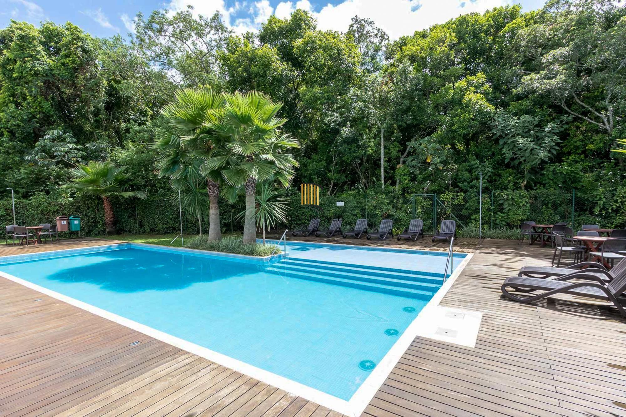Casa em Condomínio Fechado