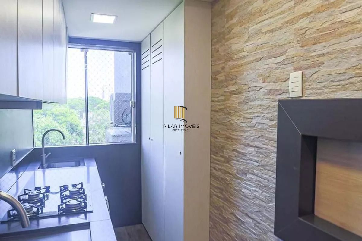 Apartamento à venda no bairro Cavalhada, 3 quartos e 1 vaga