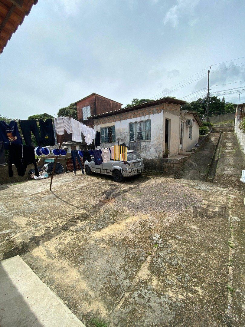 Casa 2 dormitórios no bairro Campo Novo